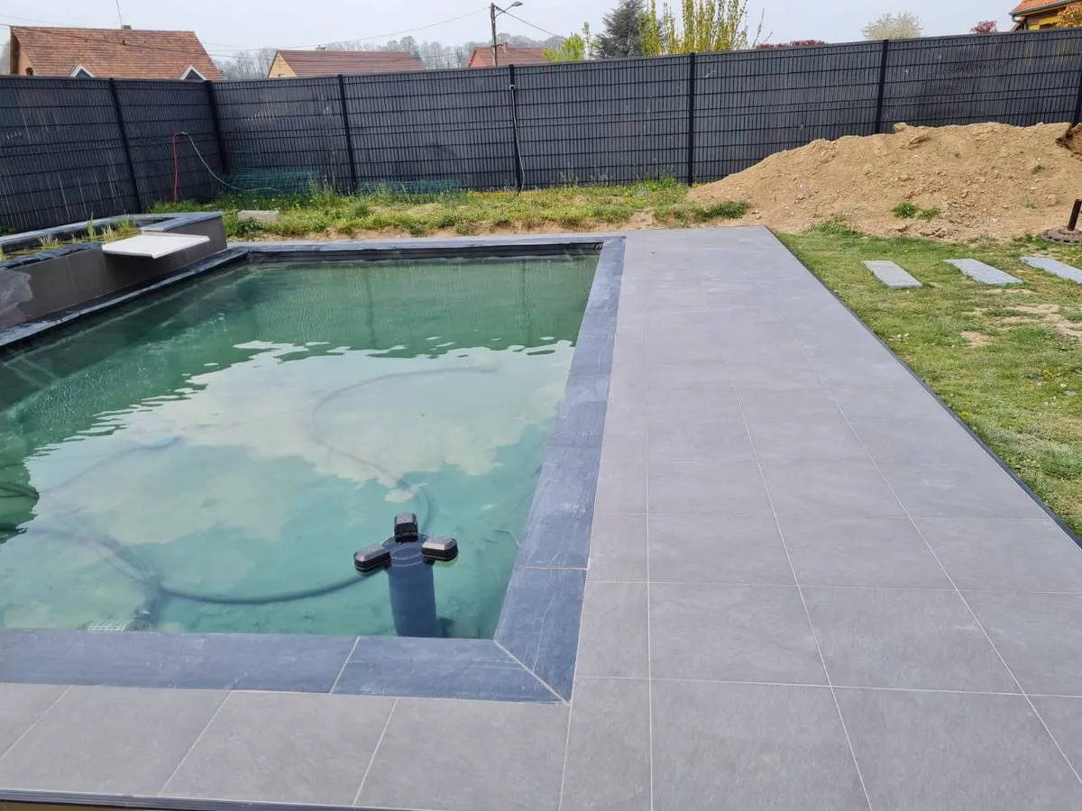 Façade en pierre de parement à Arleux, Arleux (59)